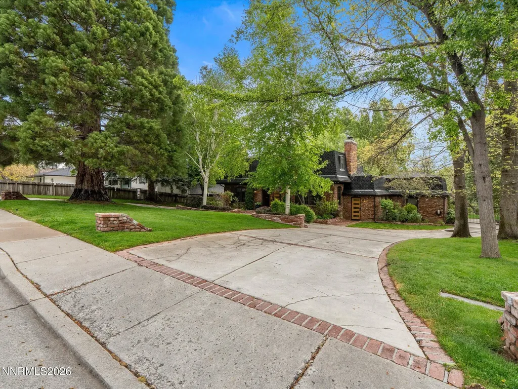 2570 Sharon Reno NV 89509