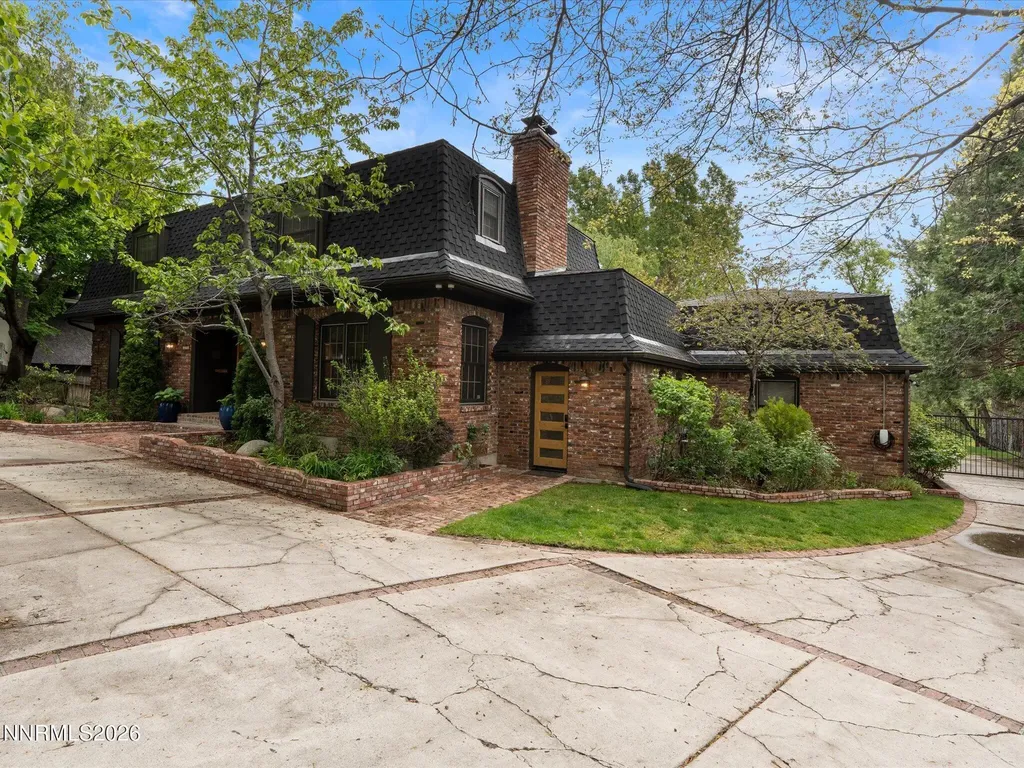 2570 Sharon Reno NV 89509