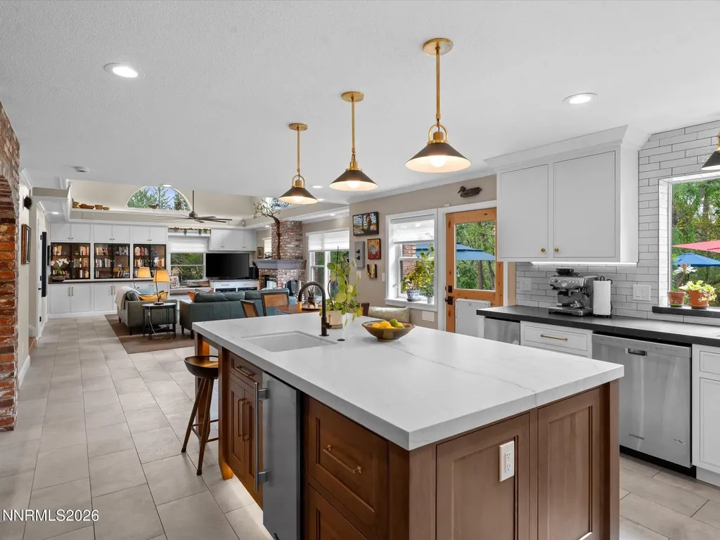 2570 Sharon Reno NV 89509
