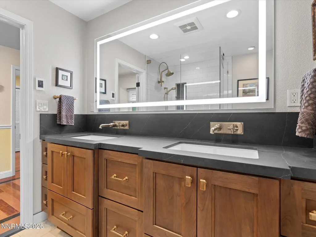 2570 Sharon Reno NV 89509
