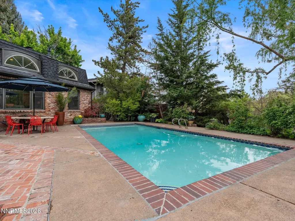 2570 Sharon Reno NV 89509