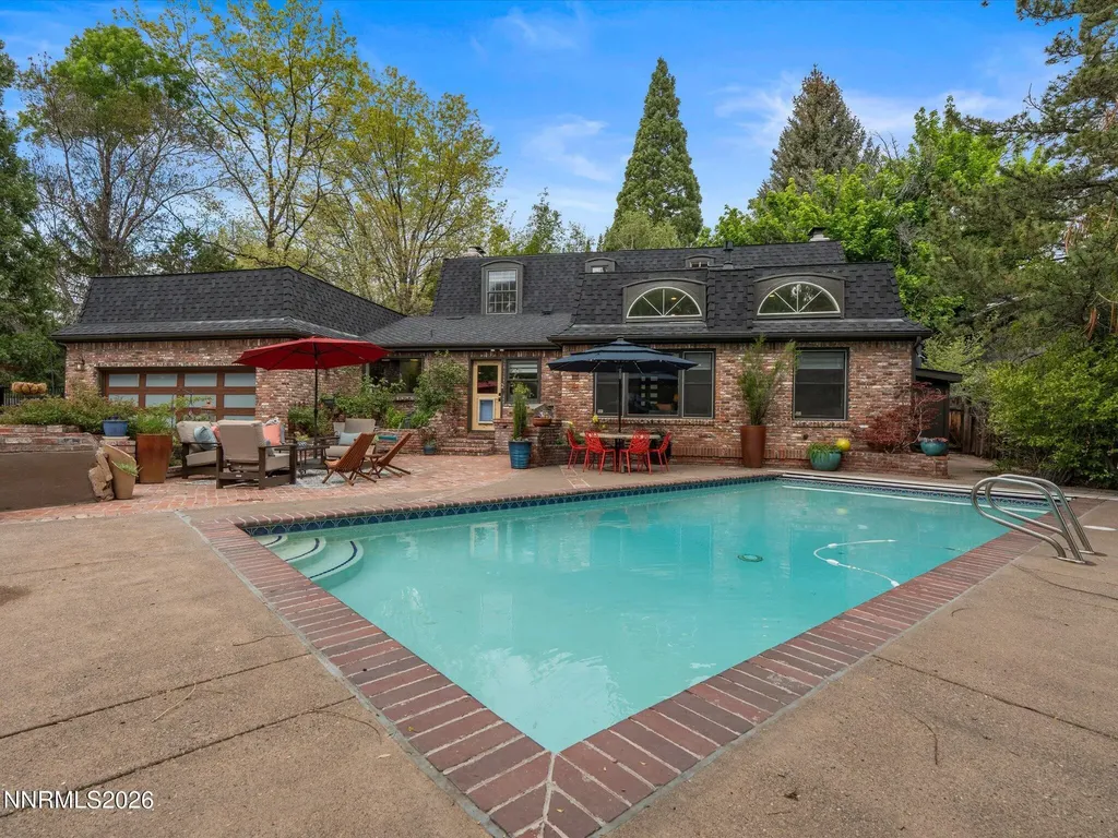 2570 Sharon Reno NV 89509