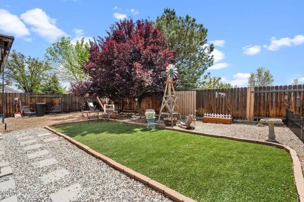 1091 Still Brook Sparks NV 89436