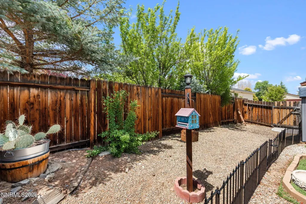 1091 Still Brook Sparks NV 89436