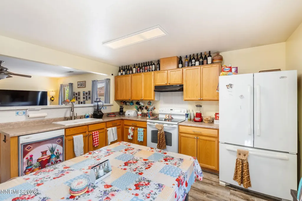 1091 Still Brook Sparks NV 89436