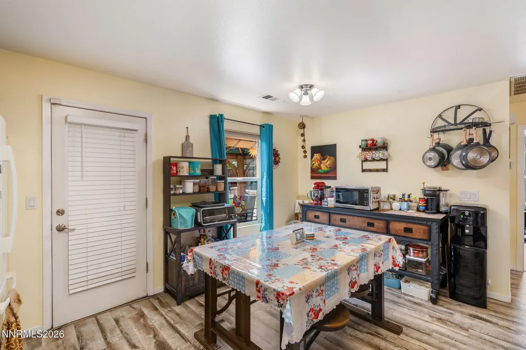 1091 Still Brook Sparks NV 89436