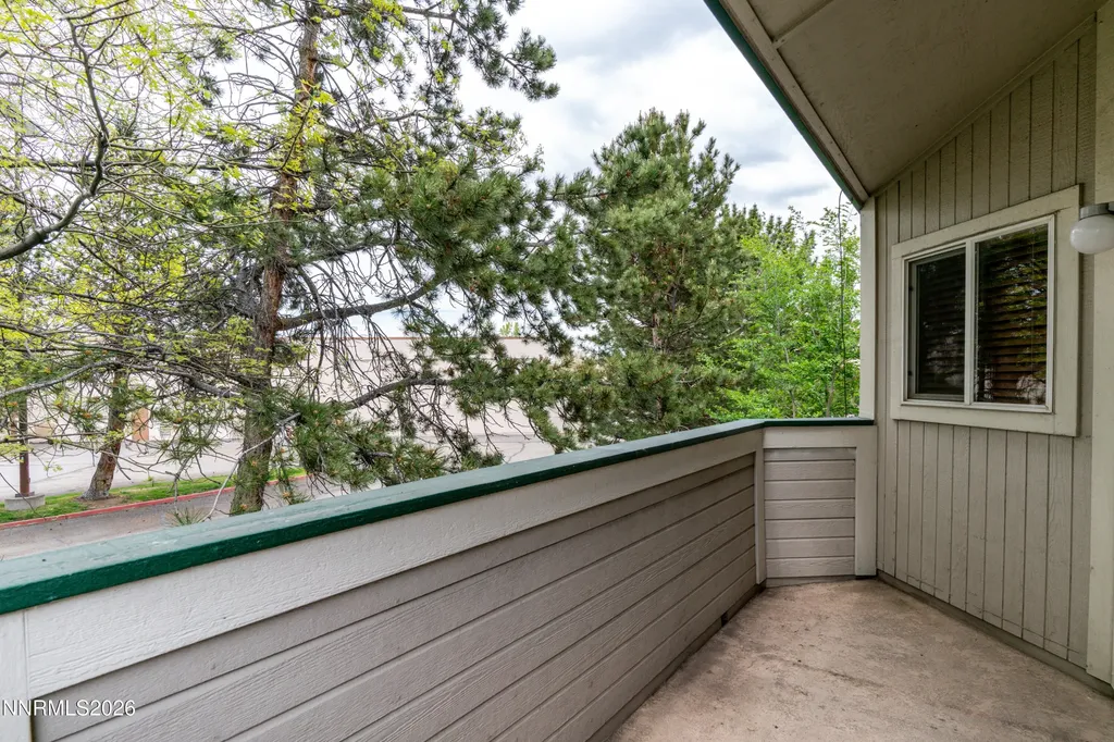 2675 Sycamore Glen Sparks NV 89434