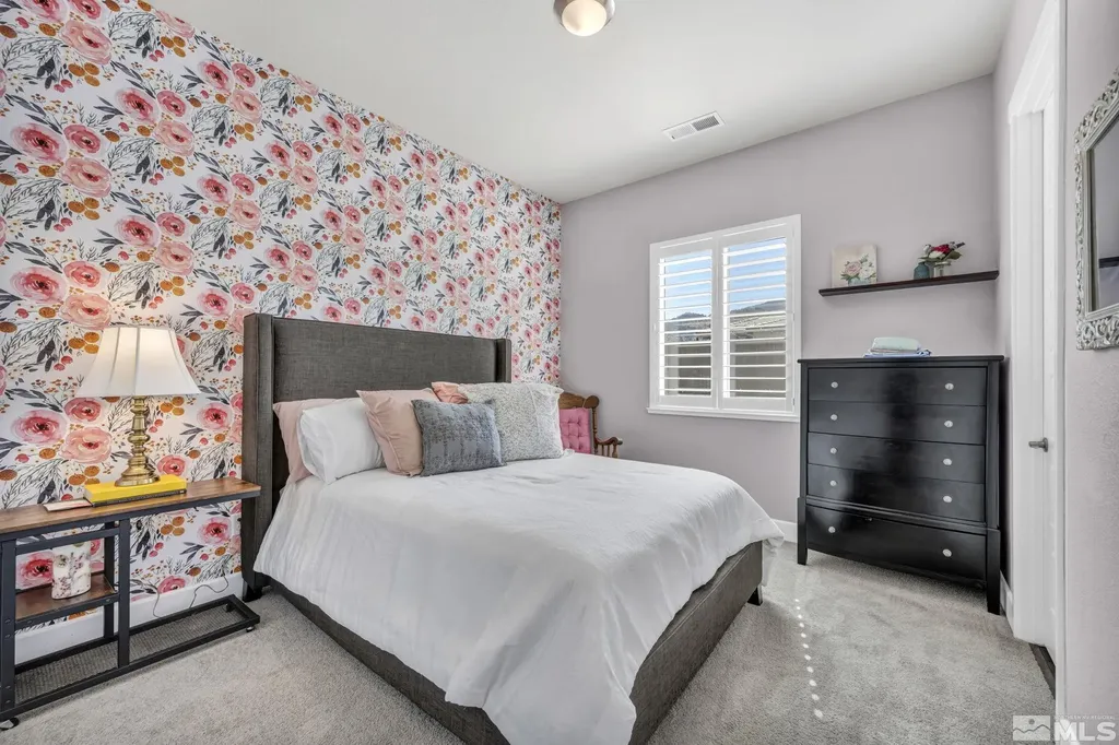 1237 Crawford Creek Reno NV 89521