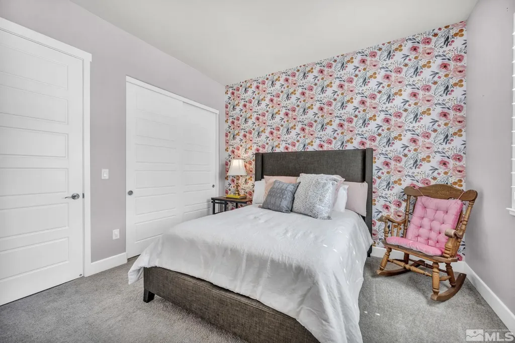 1237 Crawford Creek Reno NV 89521
