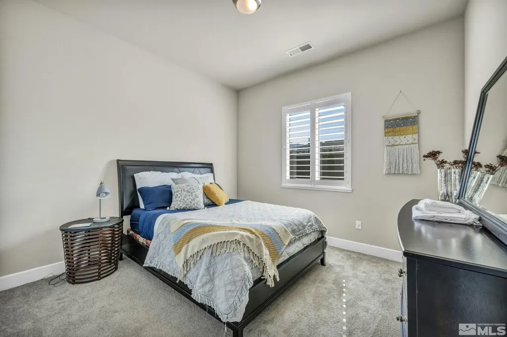 1237 Crawford Creek Reno NV 89521