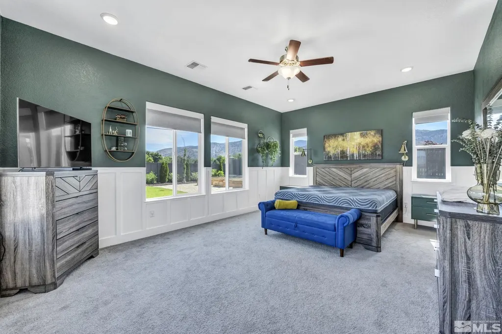 1237 Crawford Creek Reno NV 89521