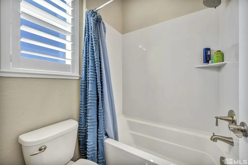 1237 Crawford Creek Reno NV 89521