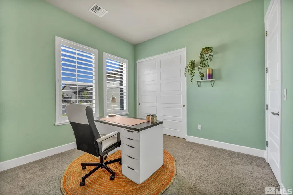 1237 Crawford Creek Reno NV 89521