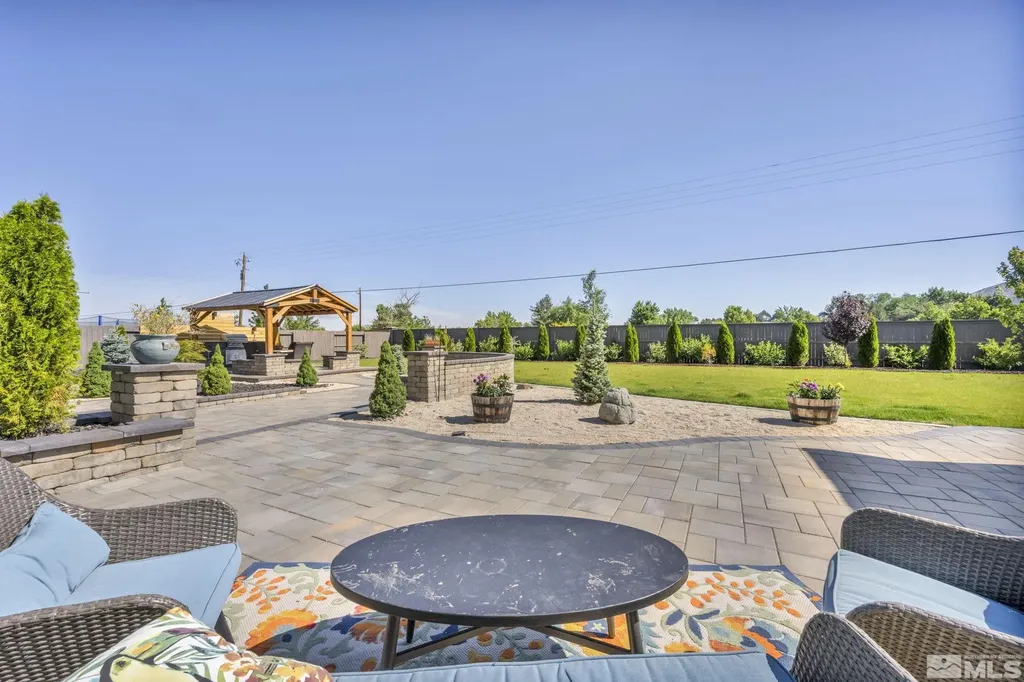 1237 Crawford Creek Reno NV 89521