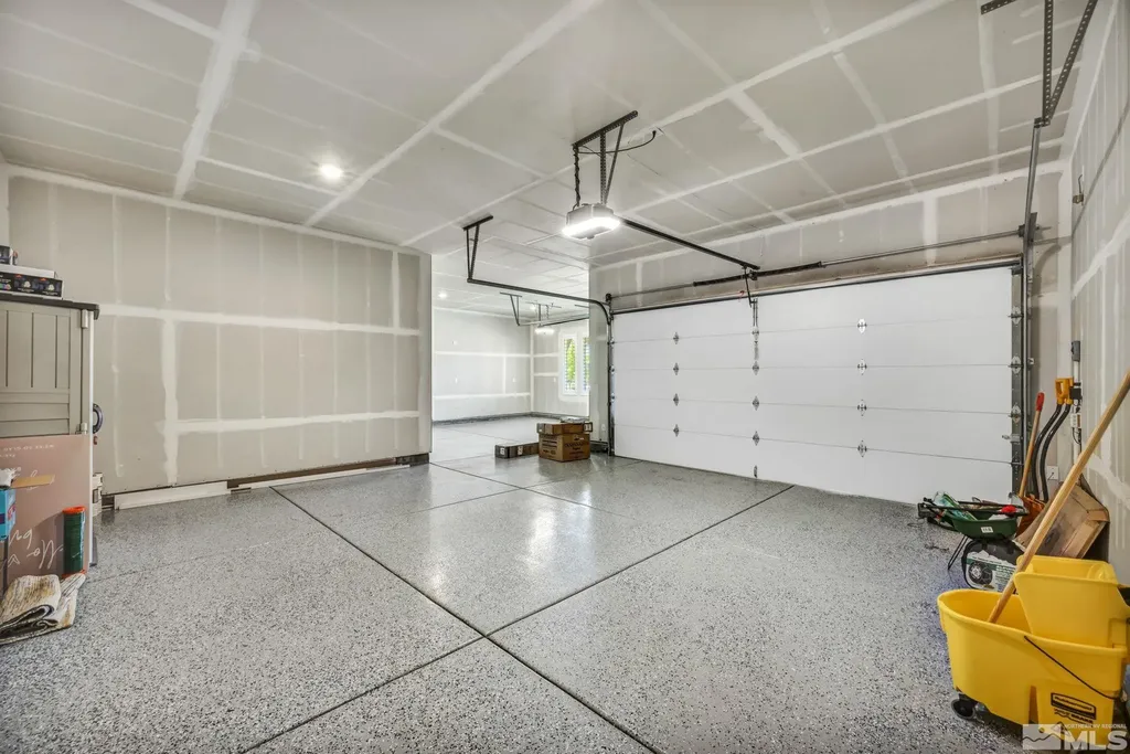 1237 Crawford Creek Reno NV 89521