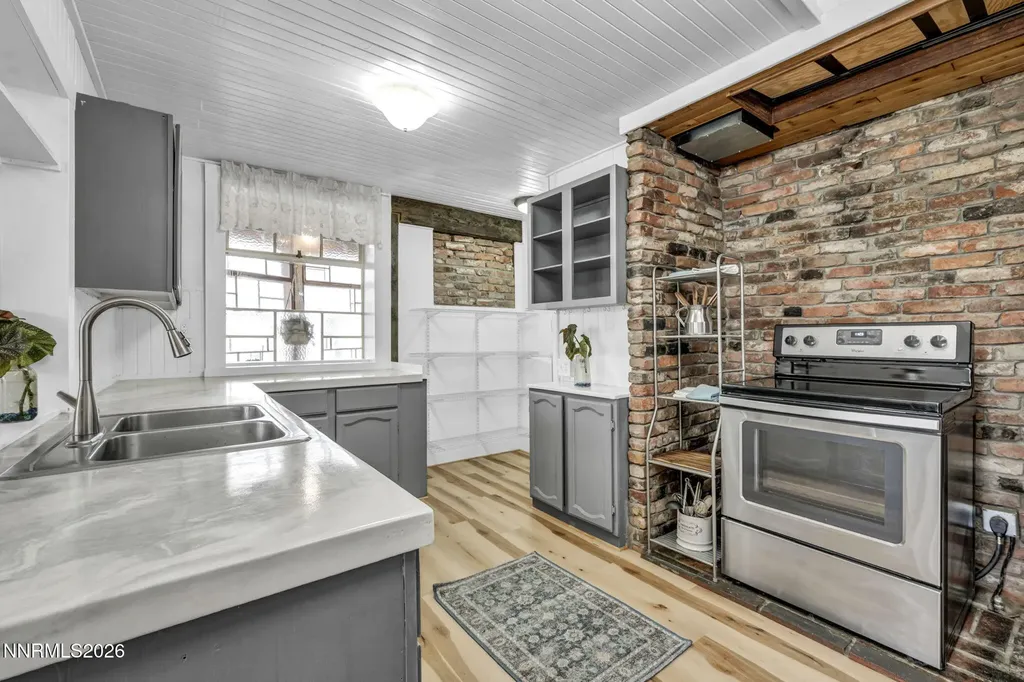 274 L Virginia City NV 89440