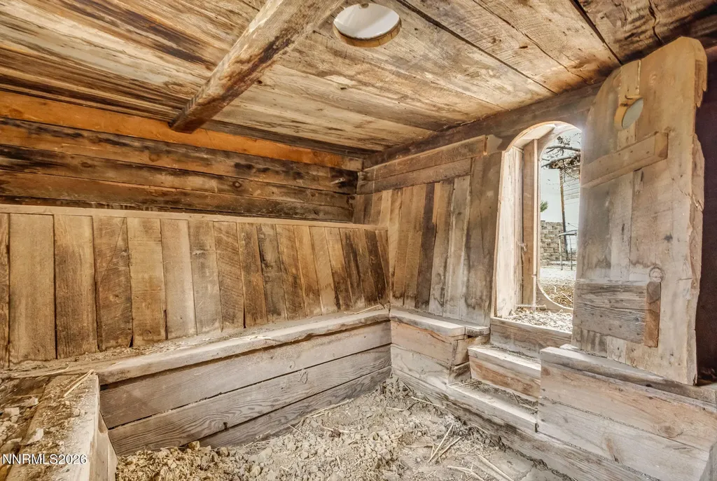 274 L Virginia City NV 89440