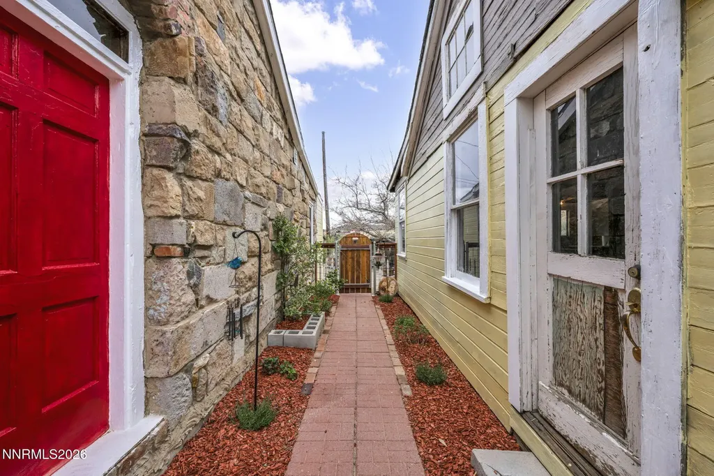 274 L Virginia City NV 89440