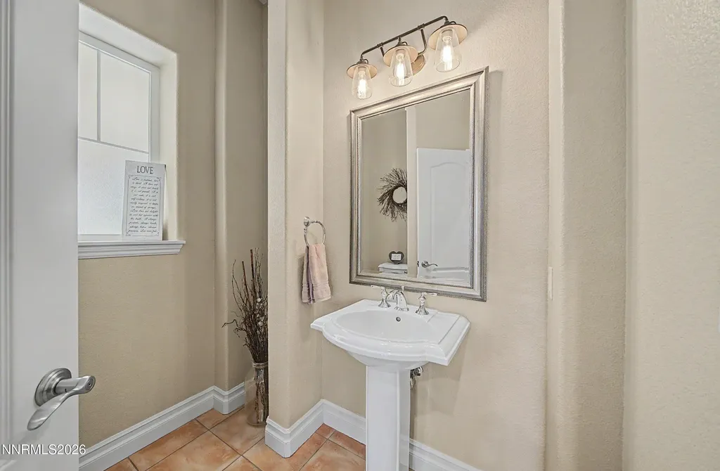 310 Kitts Reno NV 89521