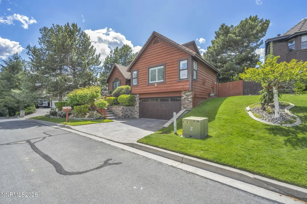 2565 Bryce Canyon Reno NV 89509