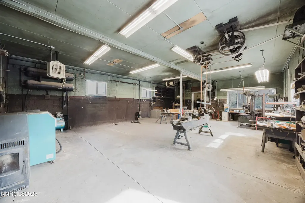 240 7th Elko NV 89801