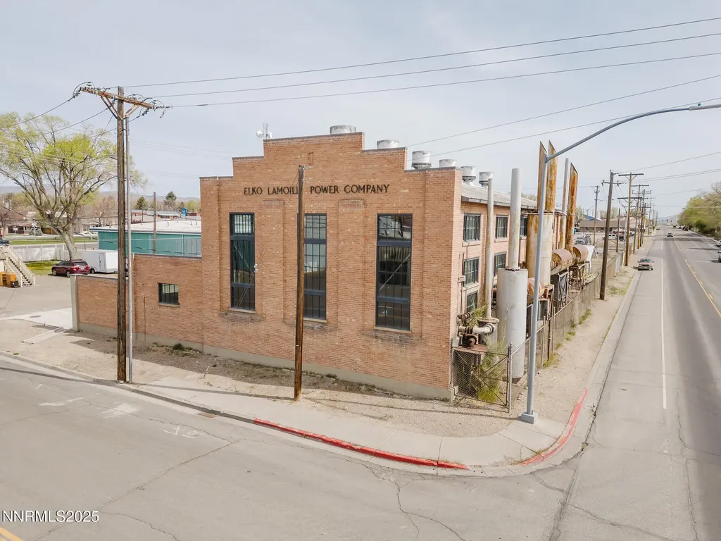 240 7th Elko NV 89801