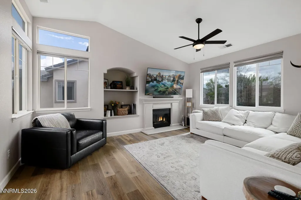 7390 La Costa Sparks NV 89436