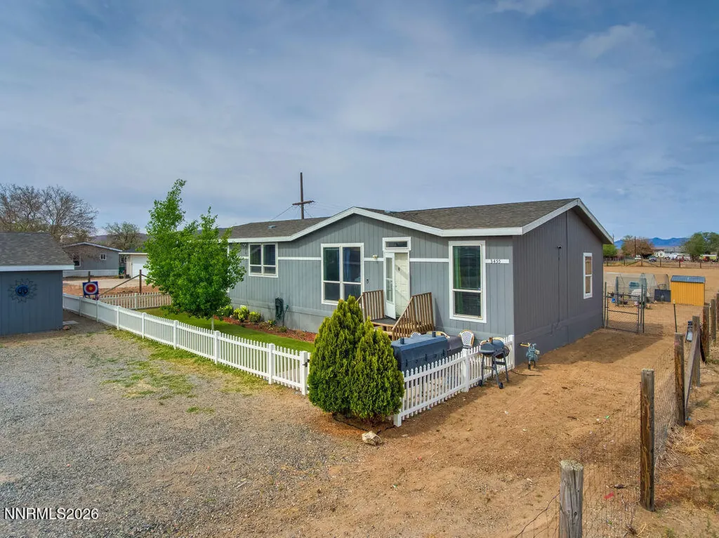 3455 Cypress Silver Springs NV 89429