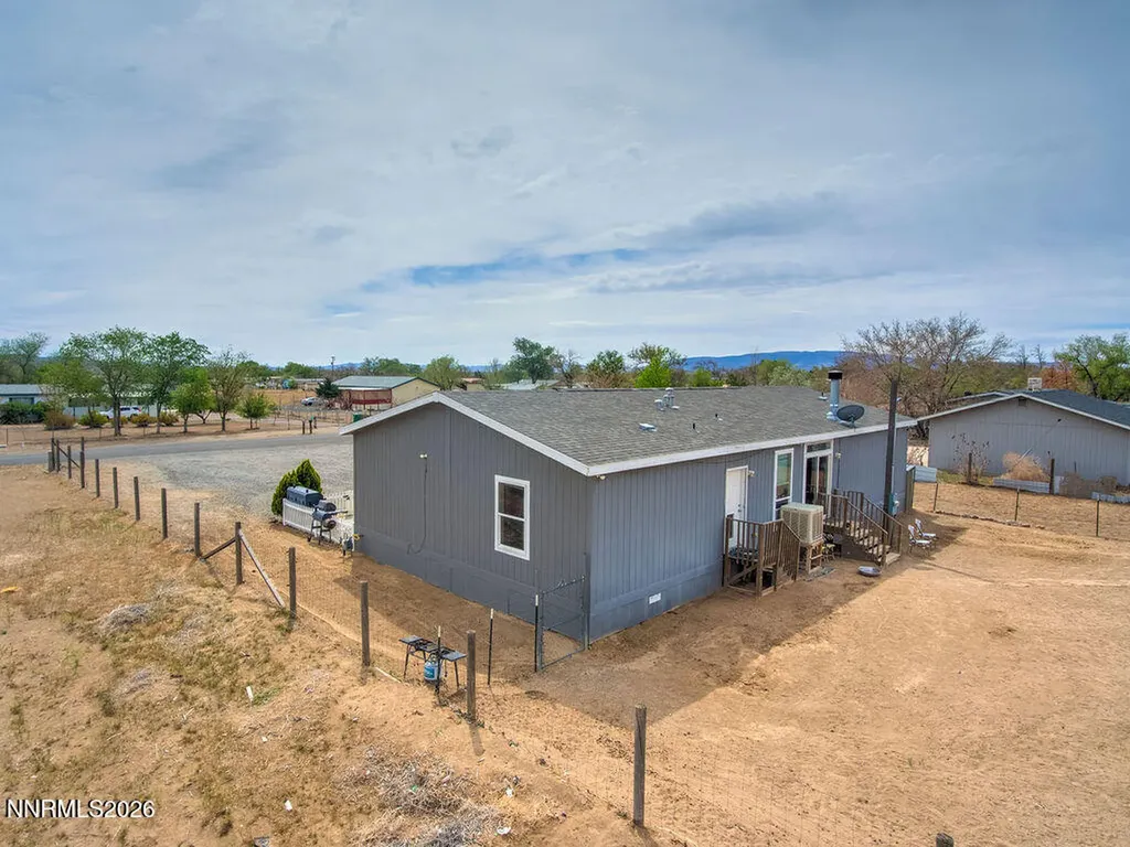 3455 Cypress Silver Springs NV 89429