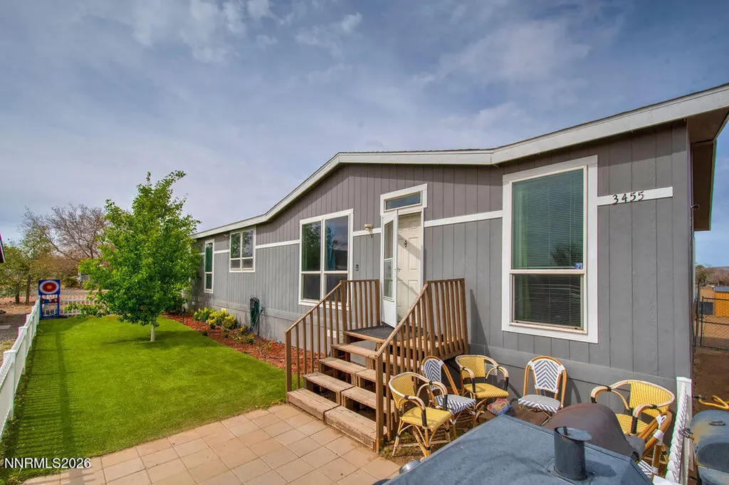 3455 Cypress Silver Springs NV 89429