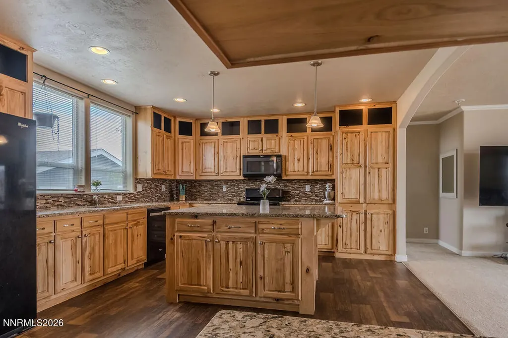 3455 Cypress Silver Springs NV 89429