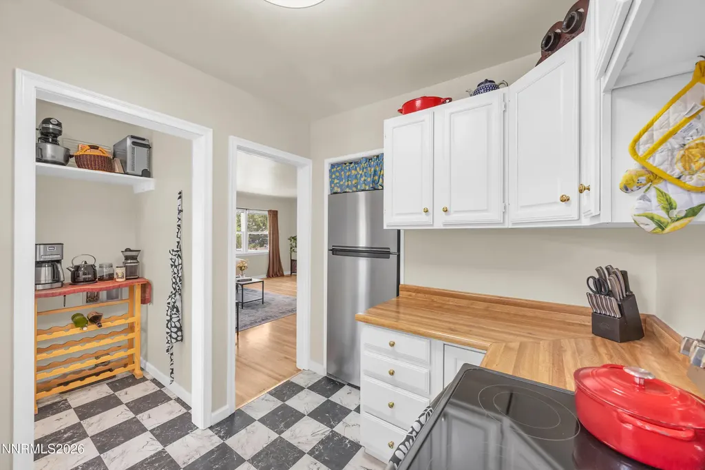 1671 Ordway Reno NV 89509
