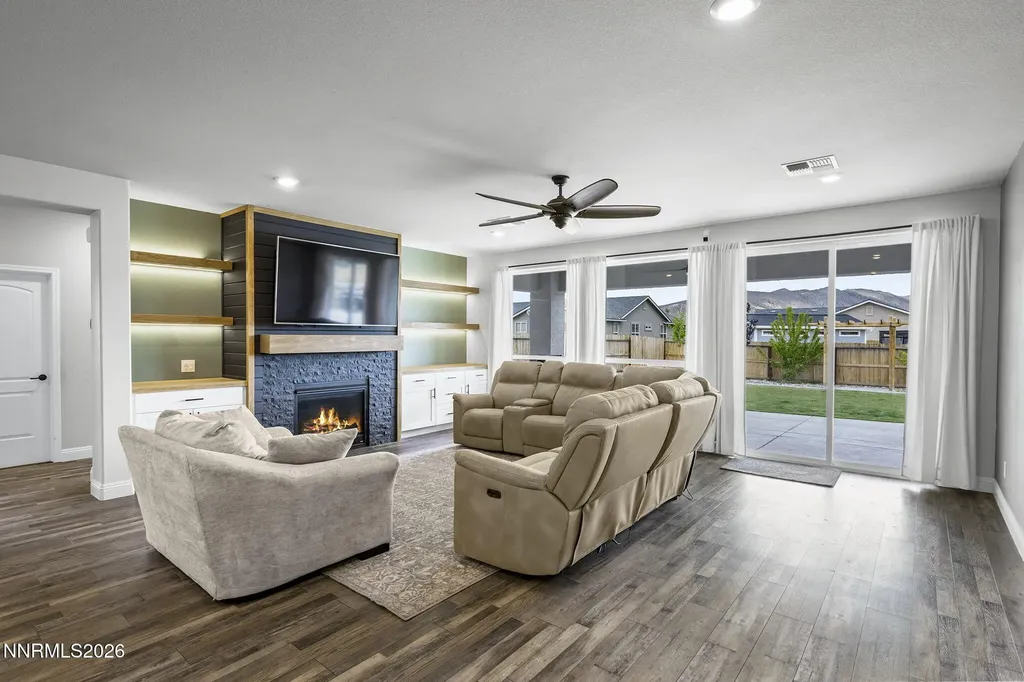 1115 Iron King Spanish Springs NV 89441