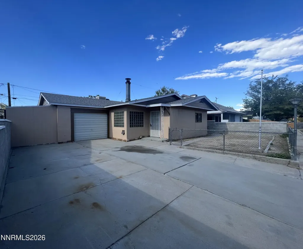 117 4th Hawthorne NV 89415