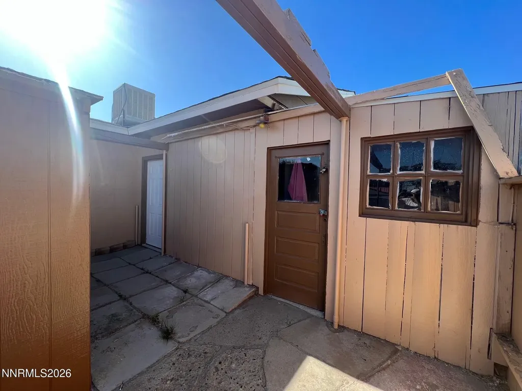 117 4th Hawthorne NV 89415