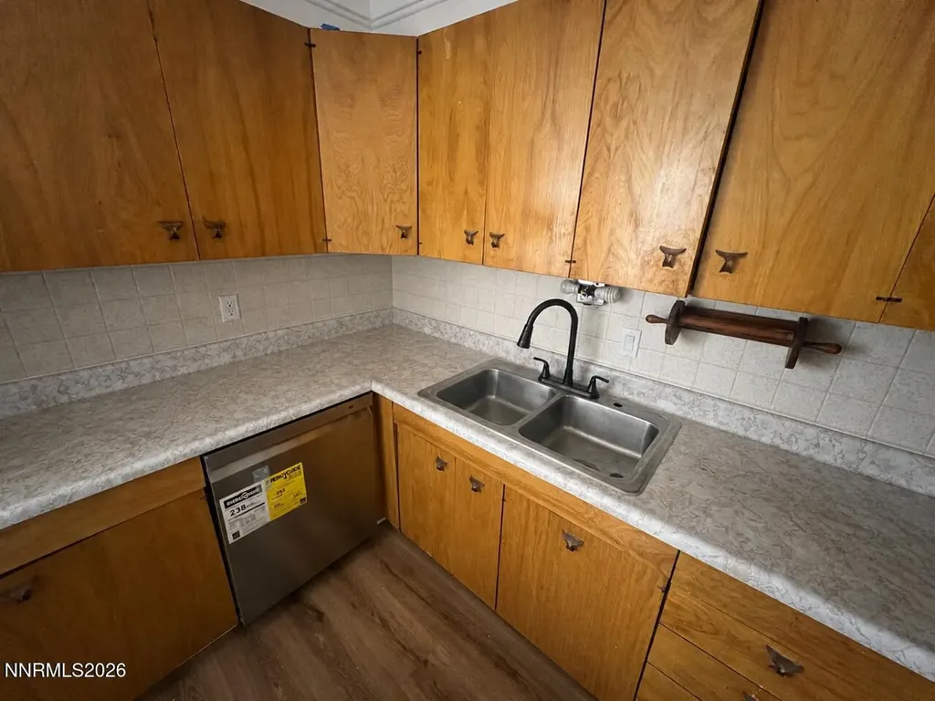 117 4th Hawthorne NV 89415