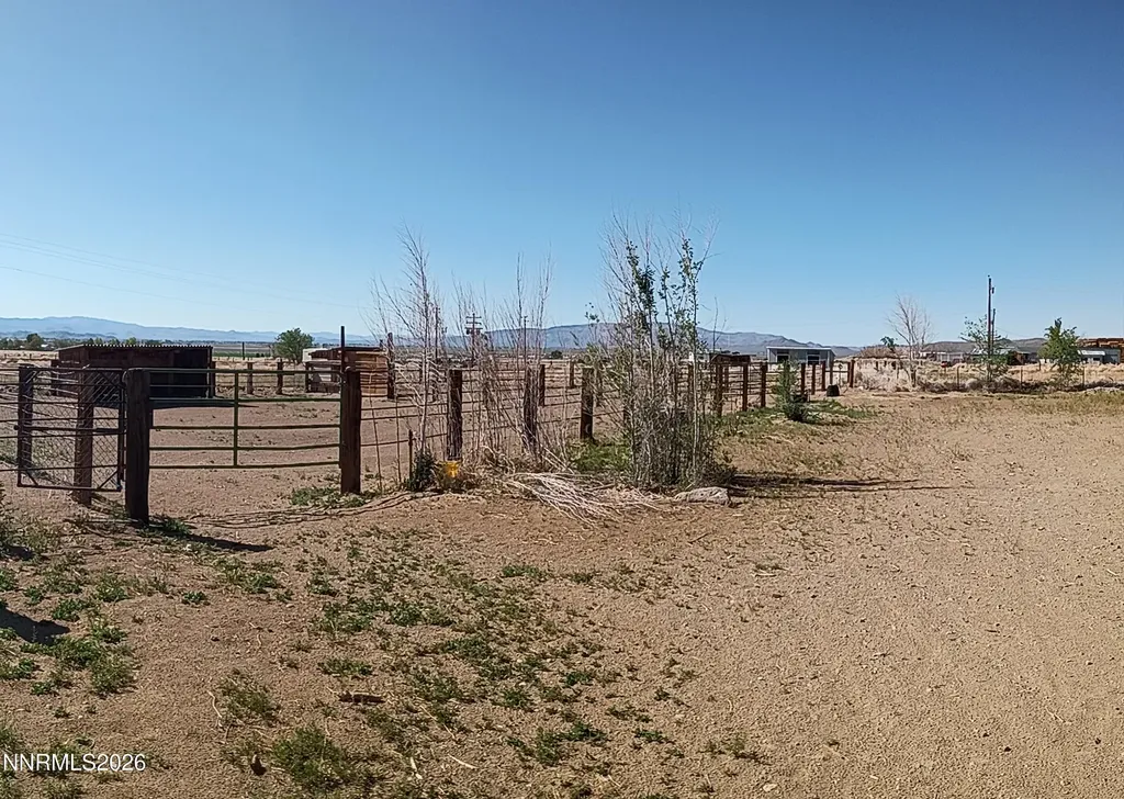 41 Bonanza Yerington NV 89447