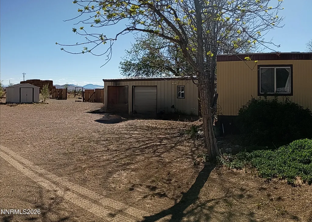 41 Bonanza Yerington NV 89447