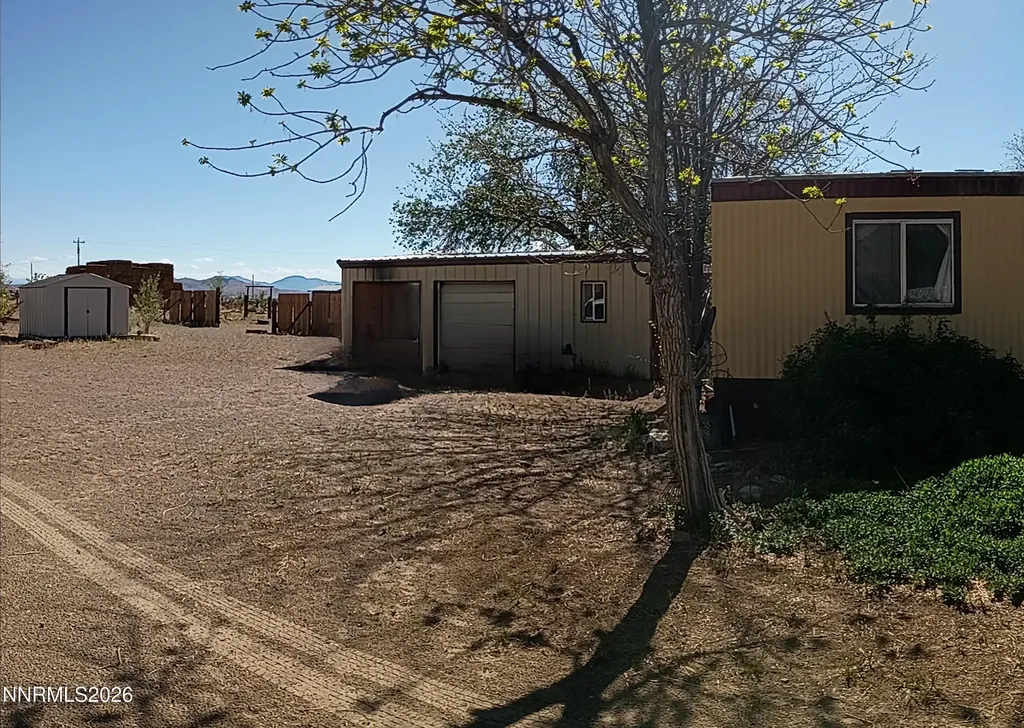 41 Bonanza Yerington NV 89447