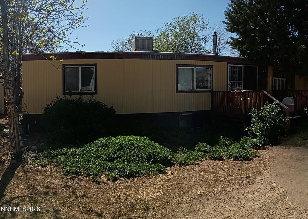 41 Bonanza Yerington NV 89447