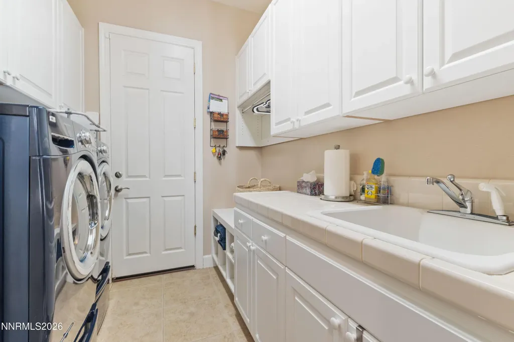 2395 Ridge Field Reno NV 89523