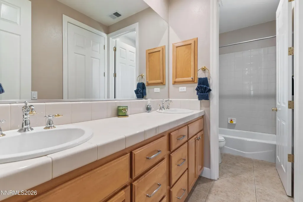 2395 Ridge Field Reno NV 89523