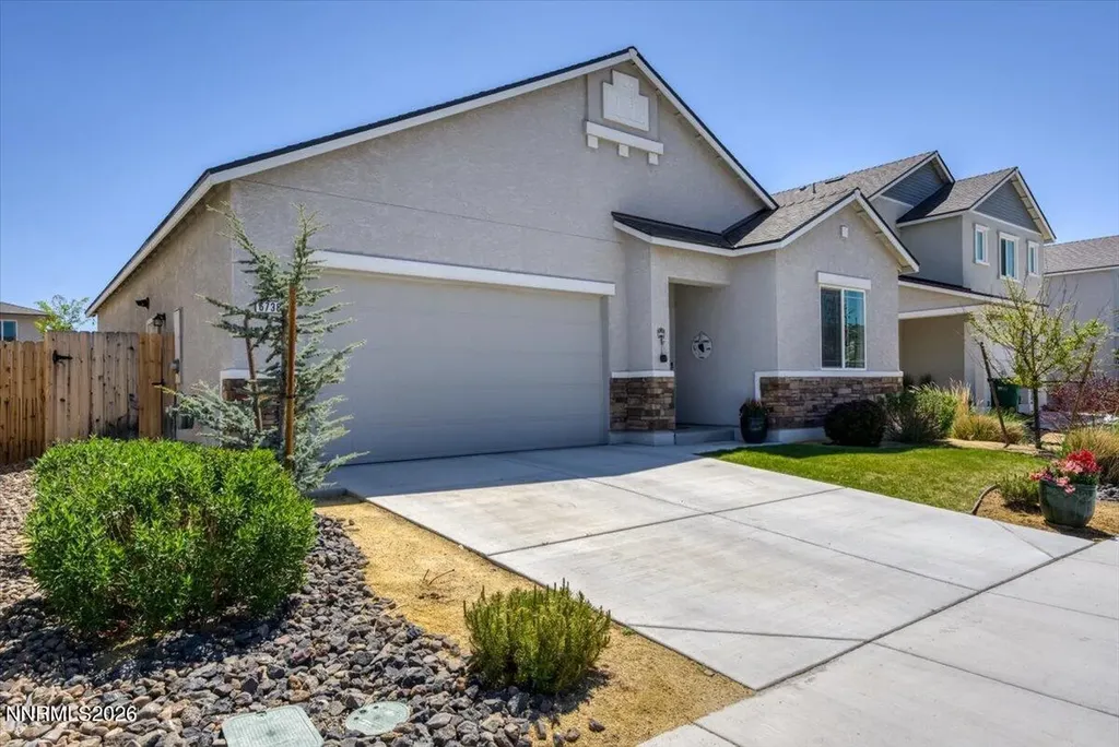 6738 Coyote Call Sparks NV 89436
