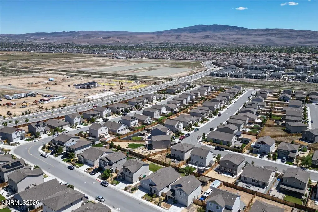 6738 Coyote Call Sparks NV 89436