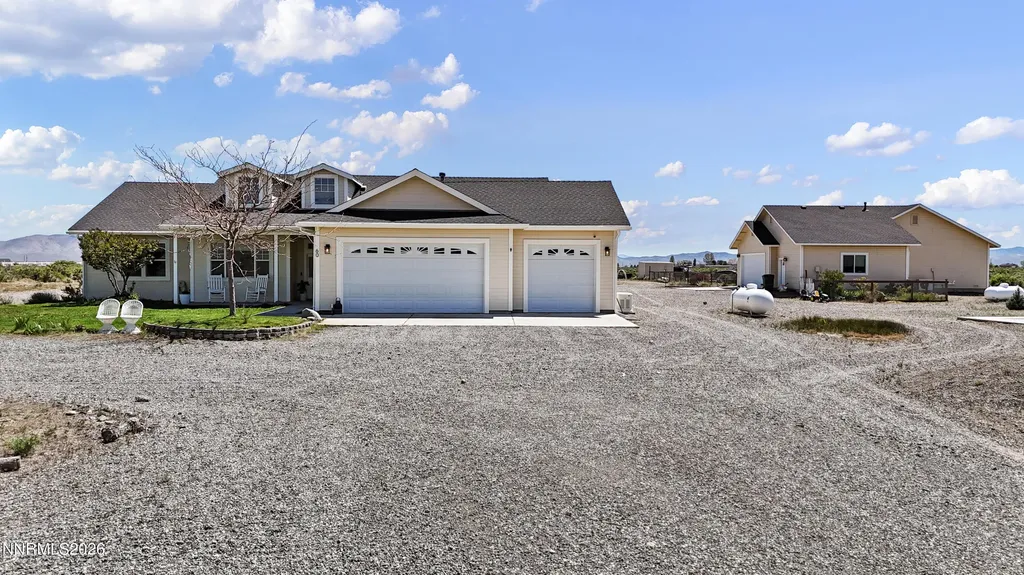 60 Hawk View Wellington NV 89444