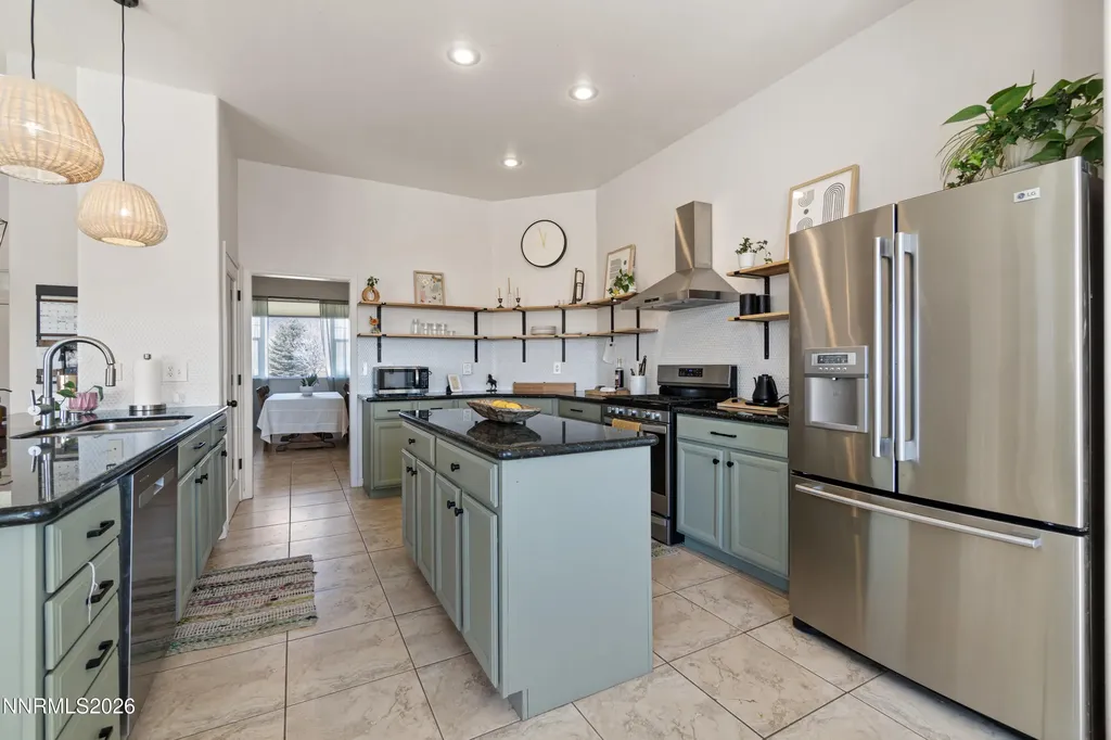 60 Hawk View Wellington NV 89444