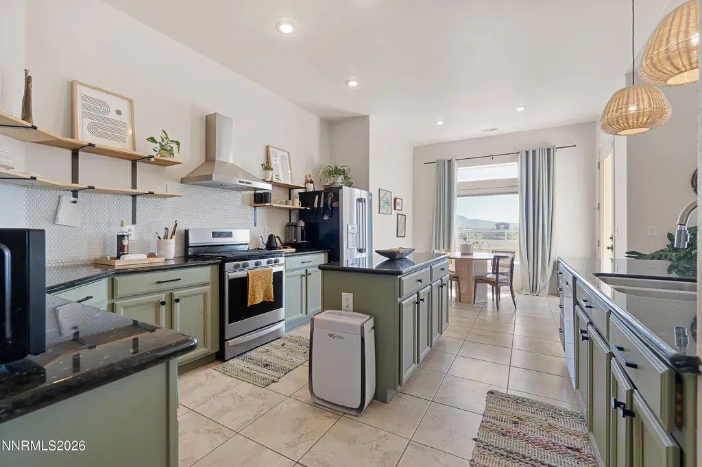 60 Hawk View Wellington NV 89444