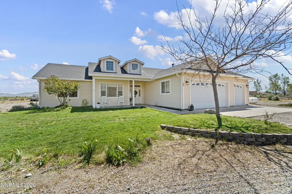 60 Hawk View Wellington NV 89444