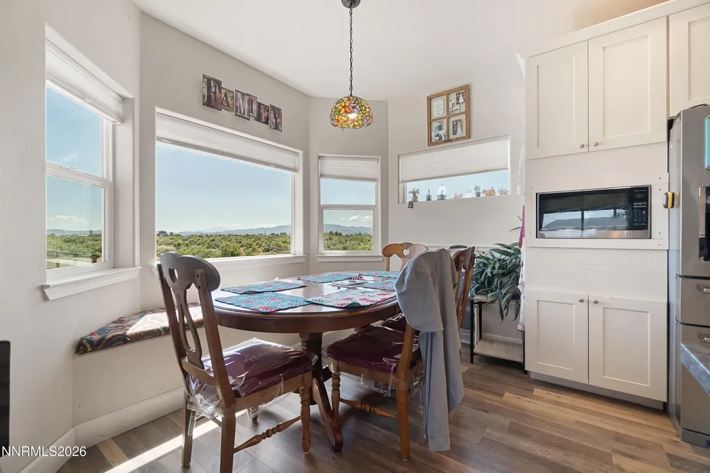 60 Hawk View Wellington NV 89444
