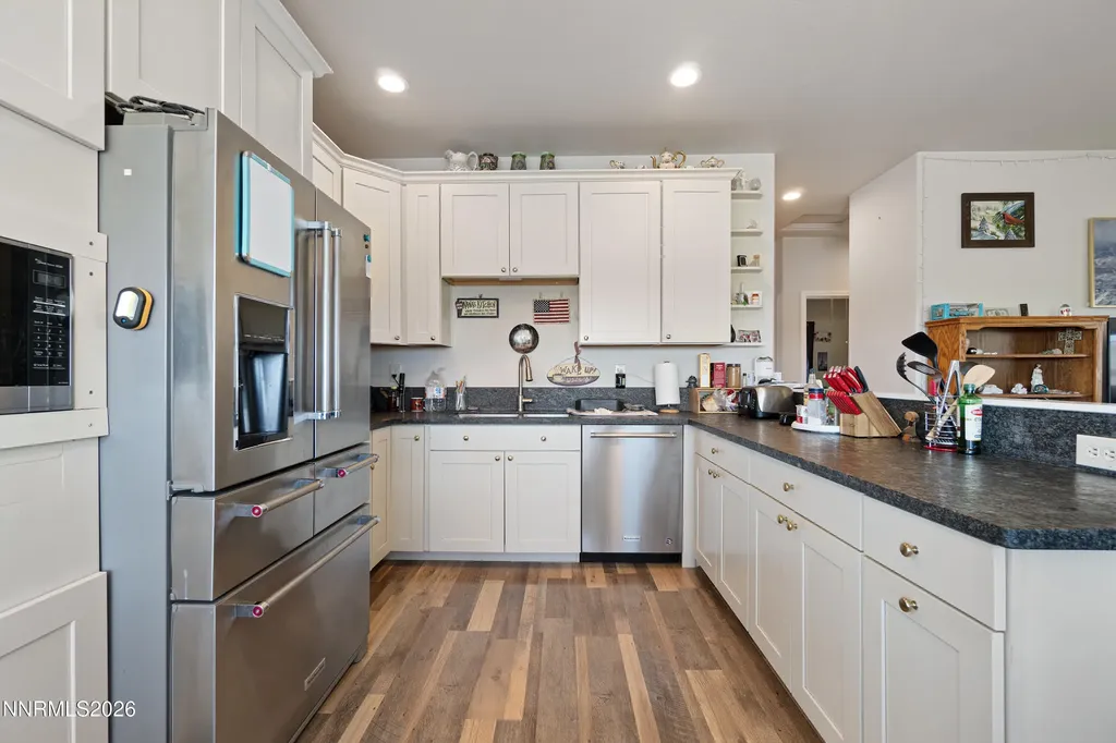 60 Hawk View Wellington NV 89444